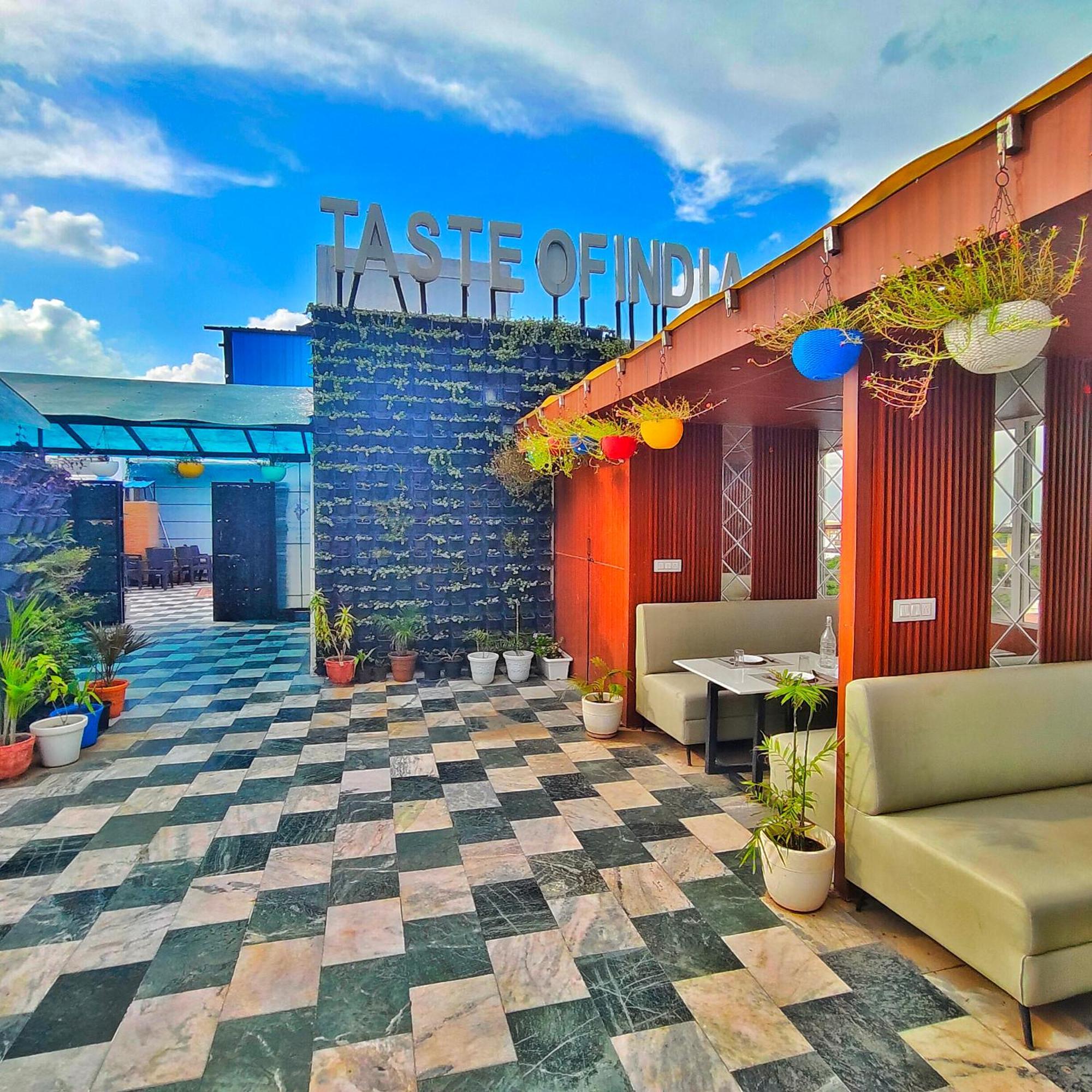 Hotel Taste Of India Agra  Bagian luar foto